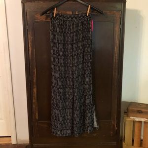 Xhilaration Flowy Pants
